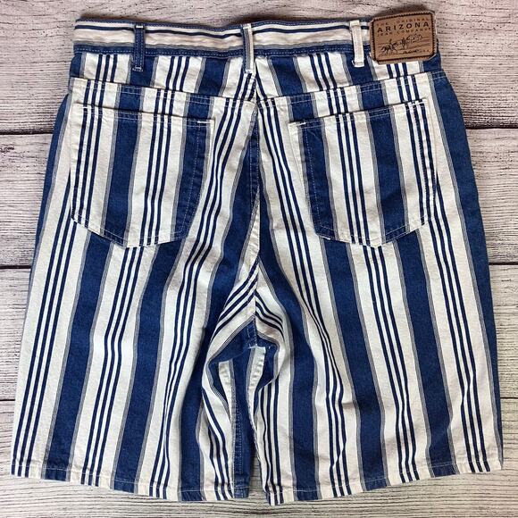 Vintage 1990s Arizona Pinstripe Denim Jean Shorts - Picture 2 of 8
